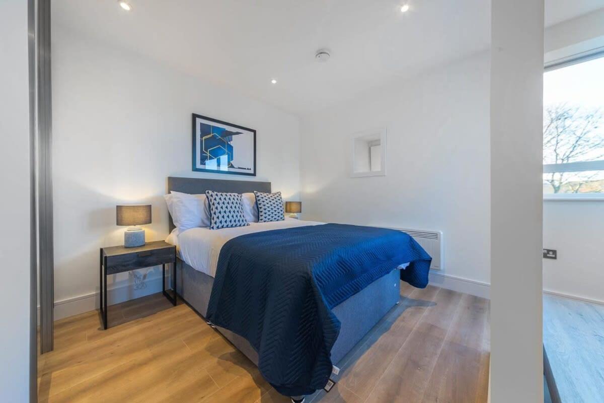 Modern Studio Apartment In East Grinstead Exterior foto